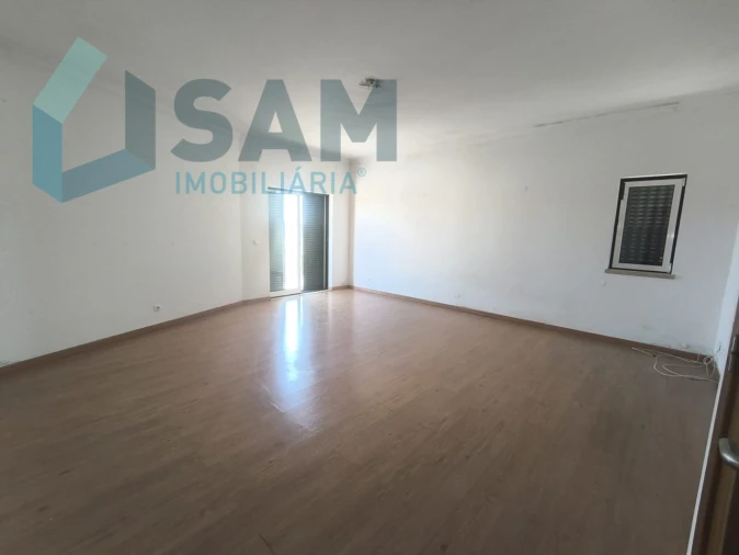 Apartamento T4 para Venda em Salvaterra de Magos e Foros de Salvaterra Foto 7
