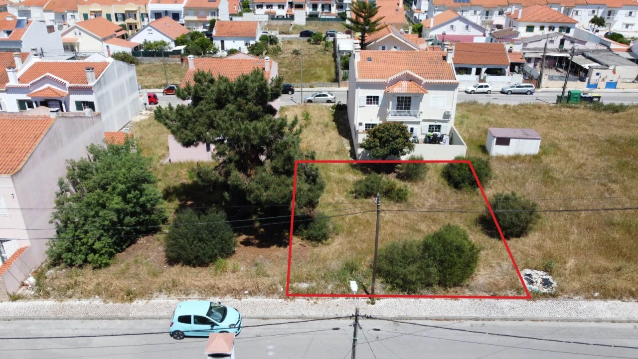 Terreno P/ Prédio para Venda em Quinta do Conde Foto 1