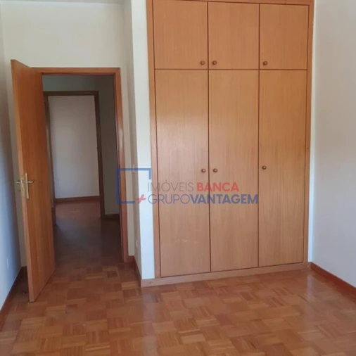 Apartamento T2 para Venda em Rio Tinto Foto 9