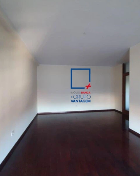 Apartamento T2 para Venda em Gondomar (São Cosme), Valbom e Jovim