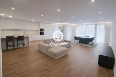 Apartamento T3 para Venda em Galegos (Santa Maria)
