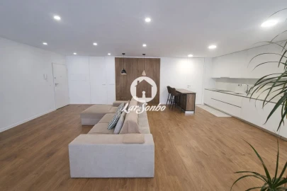 Apartamento T3 para Venda em Galegos (Santa Maria)