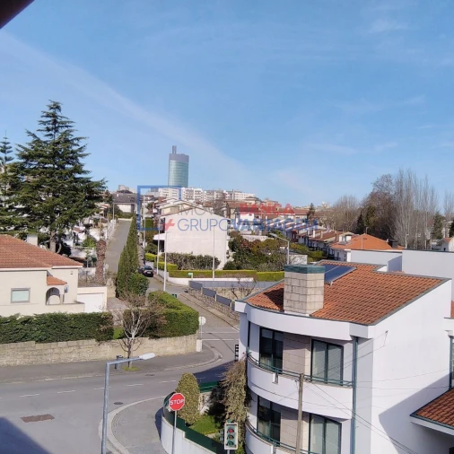 Apartamento T3 para Venda em Cidade da Maia Foto 2