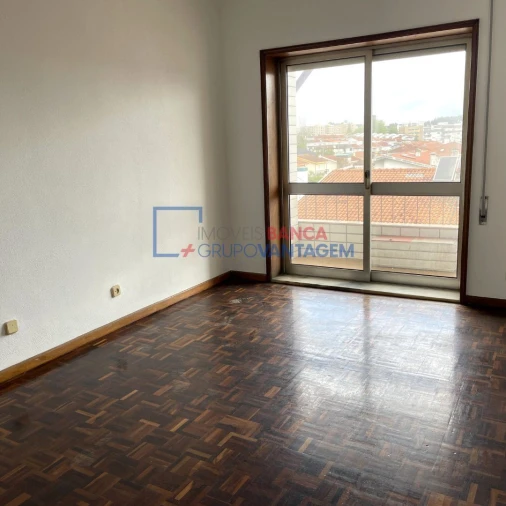 Apartamento T3 para Venda em Cidade da Maia Foto 10