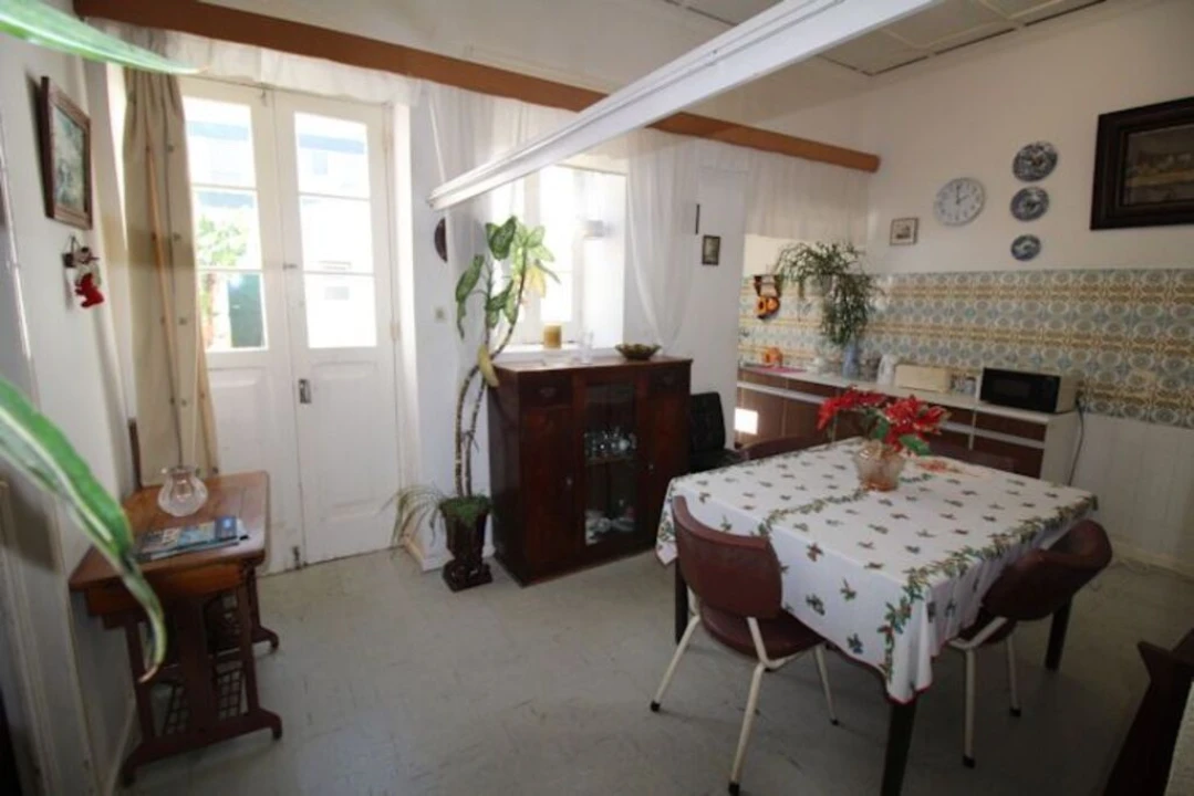 Moradia T3 para Venda em Ponta Delgada (São José) Foto 11