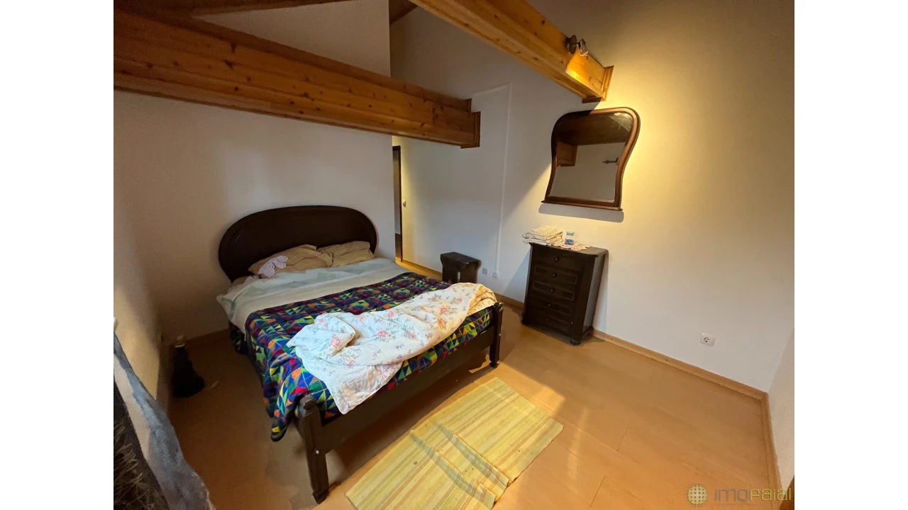 Moradia T5 para Venda em Capelo Foto 38