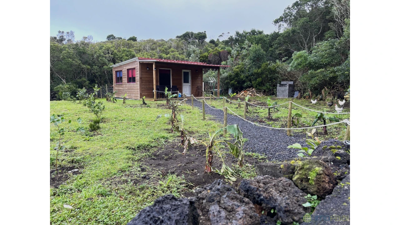 Moradia T5 para Venda em Capelo Foto 47