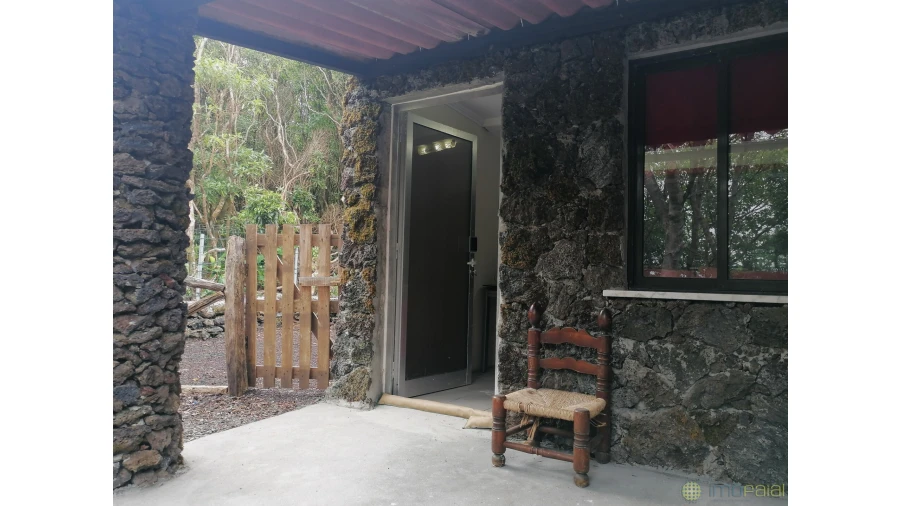 Moradia T5 para Venda em Capelo Foto 62