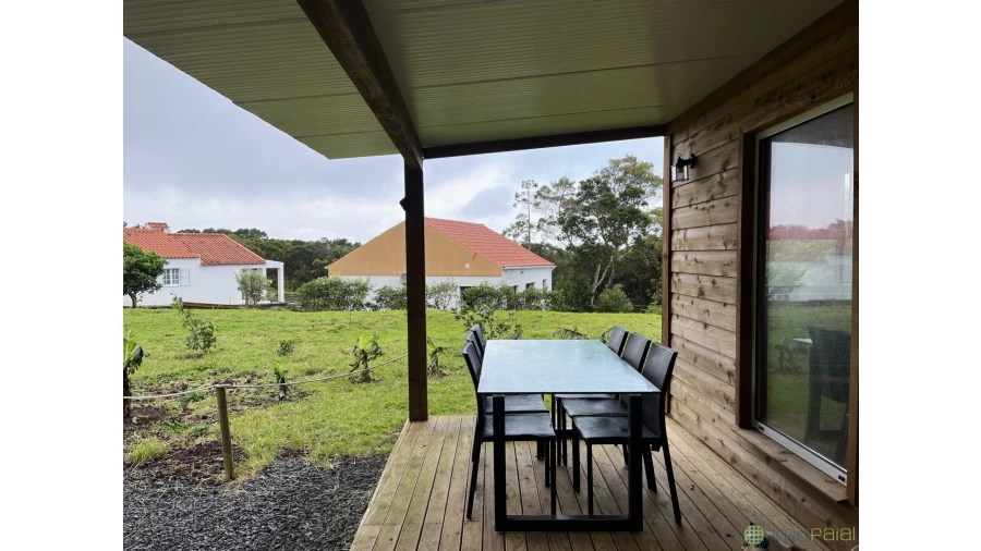 Moradia T5 para Venda em Capelo Foto 48