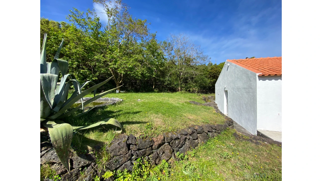 Moradia T5 para Venda em Capelo Foto 25