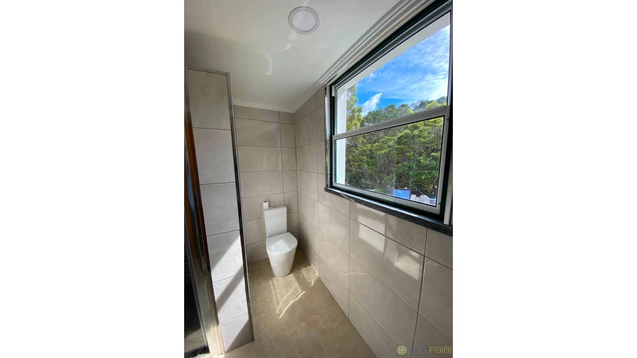 Moradia T5 para Venda em Capelo Foto 21