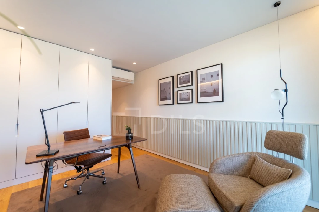 Apartamento T3 para Venda em Canidelo Foto 9