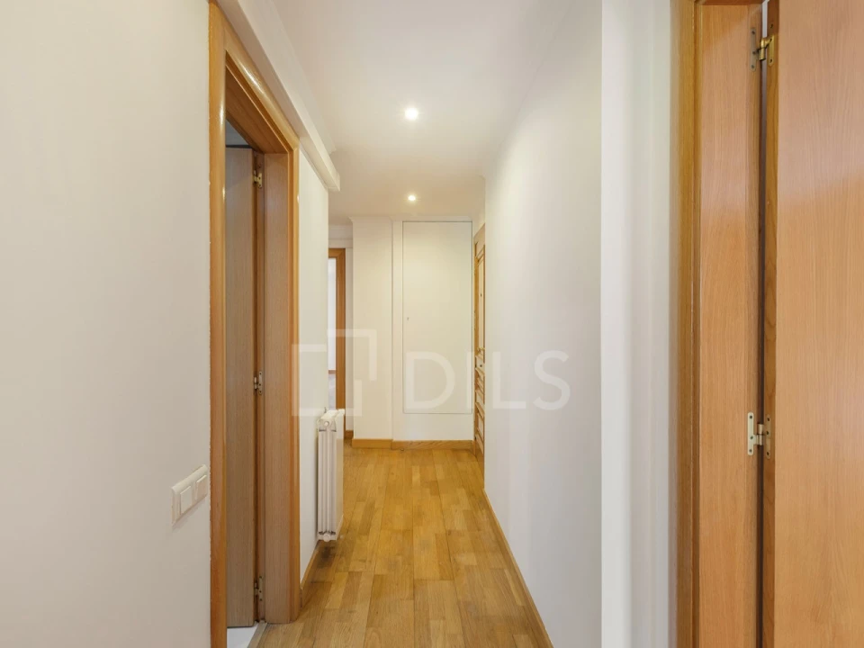 Apartamento T3 para Venda em Campolide Foto 14