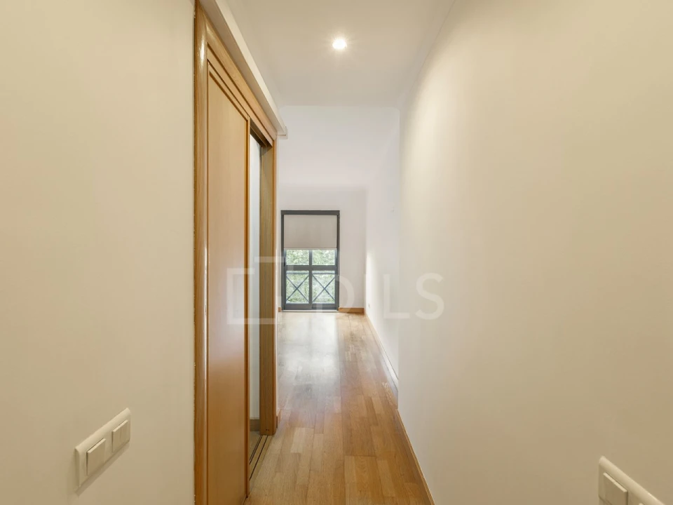 Apartamento T3 para Venda em Campolide Foto 20