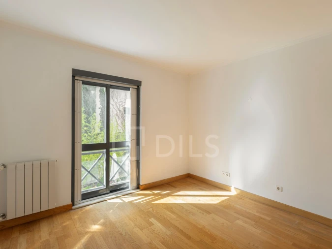 Apartamento T3 para Venda em Campolide Foto 9