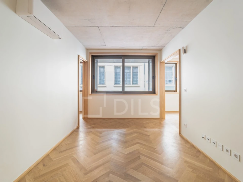 Apartamento T1 para Venda em Cedofeita, Santo Ildefonso, Sé, Miragaia, São Nicolau e Vitória Foto 1