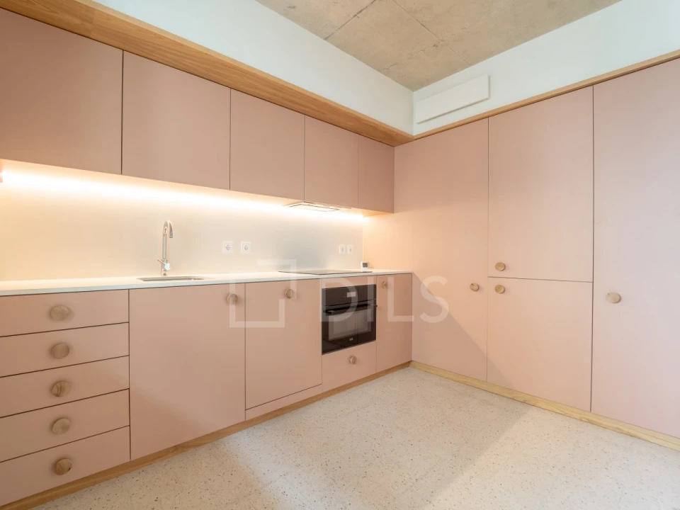 Apartamento T1 para Venda em Cedofeita, Santo Ildefonso, Sé, Miragaia, São Nicolau e Vitória Foto 17