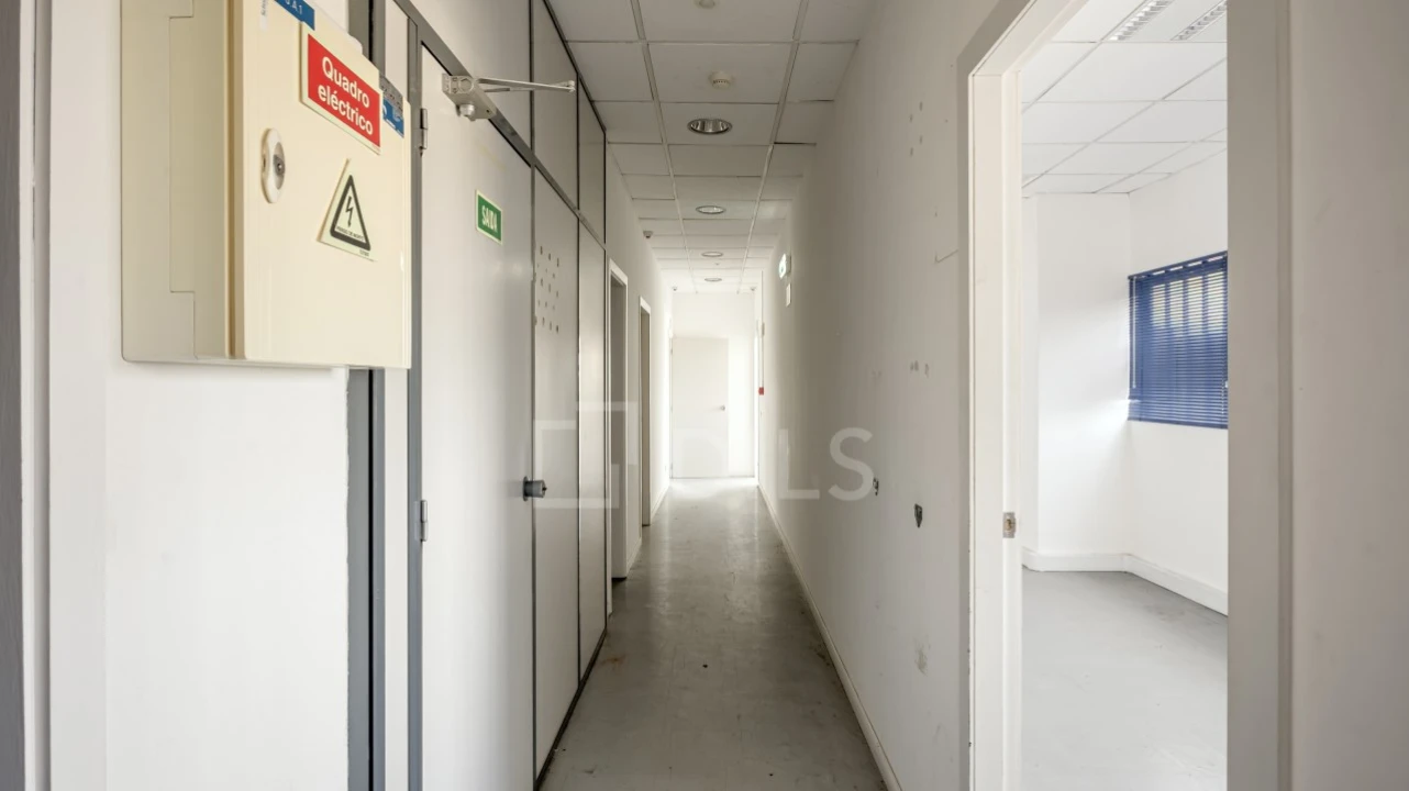 Armazém para Venda em Riachos Foto 14