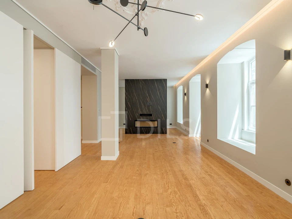 Apartamento T3 para Venda em Santa Maria Maior Foto 3