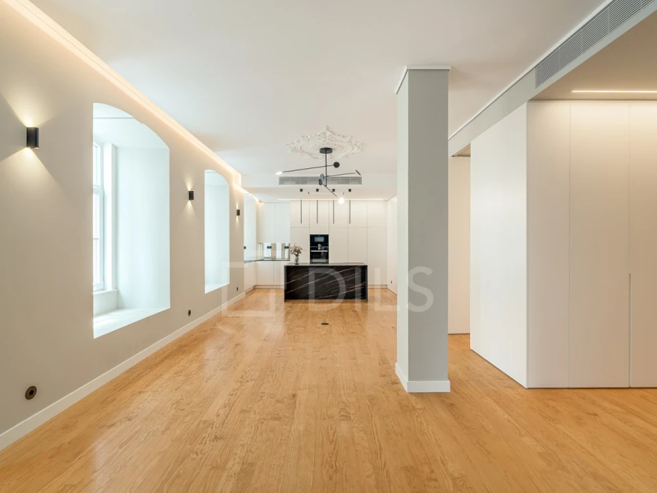 Apartamento T3 para Venda em Santa Maria Maior Foto 4