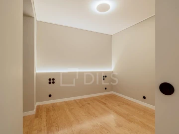 Apartamento T3 para Venda em Santa Maria Maior