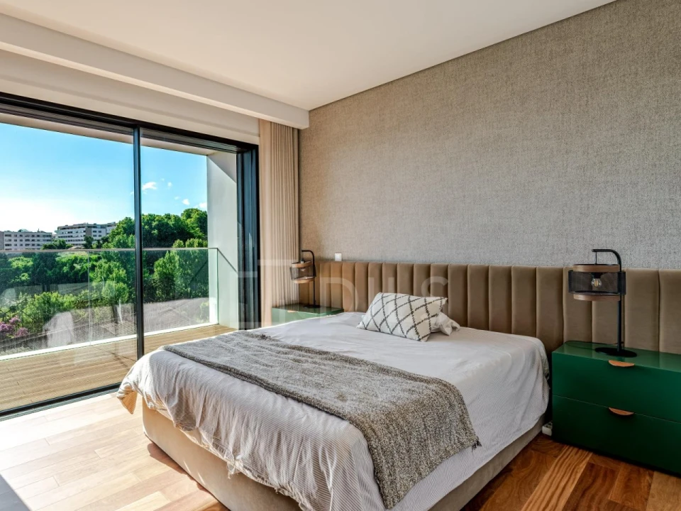 Apartamento T3 para Venda em Lordelo do Ouro e Massarelos Foto 8