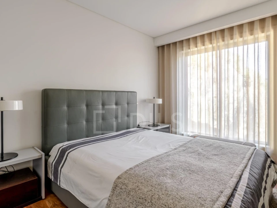 Apartamento T3 para Venda em Lordelo do Ouro e Massarelos Foto 10