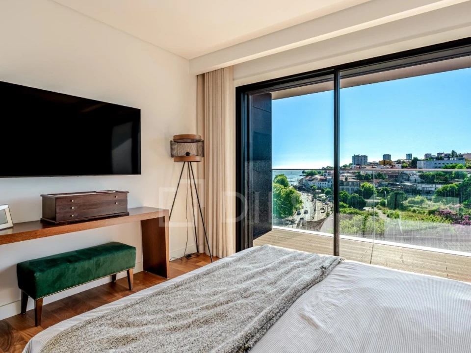 Apartamento T3 para Venda em Lordelo do Ouro e Massarelos Foto 35