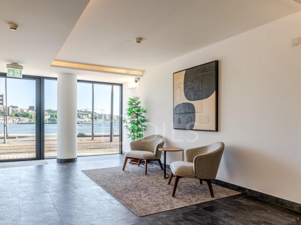 Apartamento T3 para Venda em Lordelo do Ouro e Massarelos Foto 48