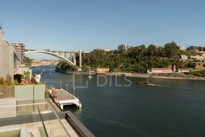 Apartamento T3 para Venda em Lordelo do Ouro e Massarelos