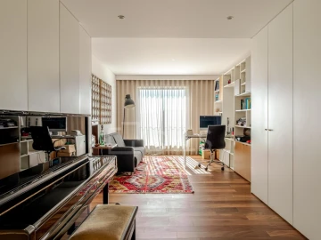 Apartamento T3 para Venda em Lordelo do Ouro e Massarelos