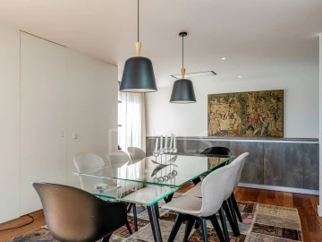 Apartamento T3 para Venda em Lordelo do Ouro e Massarelos