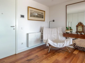 Apartamento T3 para Venda em Lordelo do Ouro e Massarelos
