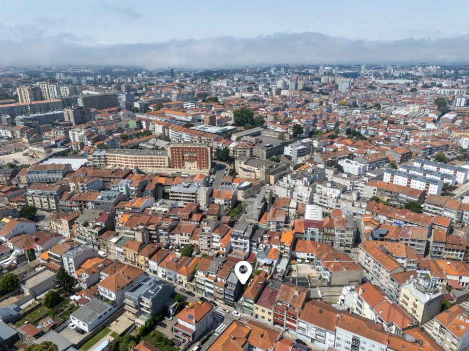 Terreno para Venda em Paranhos Foto 1