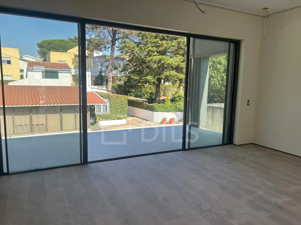 Moradia T3 para Venda em Alcabideche Foto 23