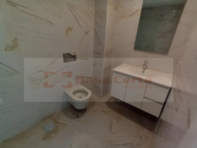 Apartamento T3 para Venda em Corroios Foto 14