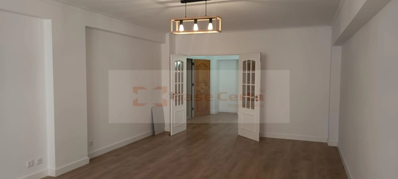 Apartamento T3 para Venda em São Domingos de Benfica Foto 1