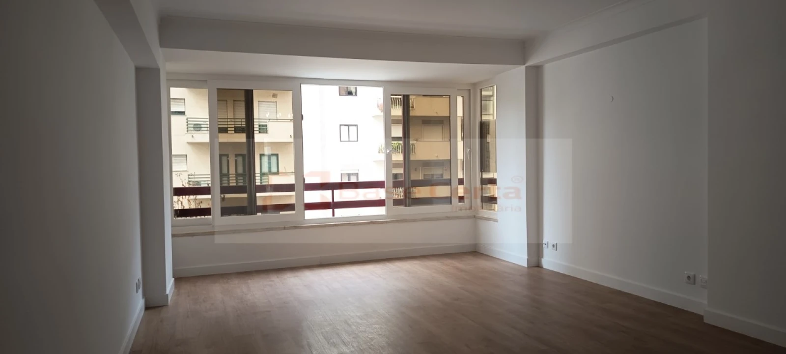 Apartamento T3 para Venda em São Domingos de Benfica Foto 21