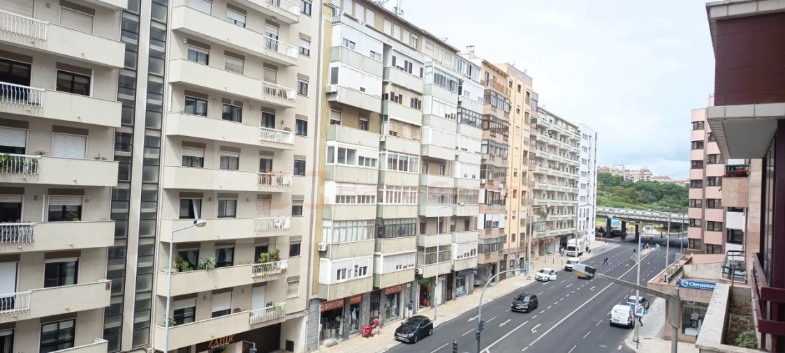 Apartamento T3 para Venda em São Domingos de Benfica Foto 20