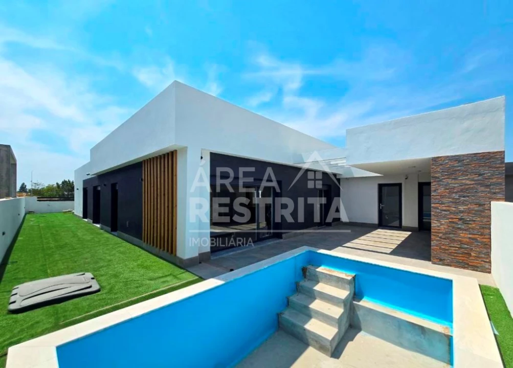 Moradia T3 para Venda em Azeitão (São Lourenço e São Simão) Foto 1
