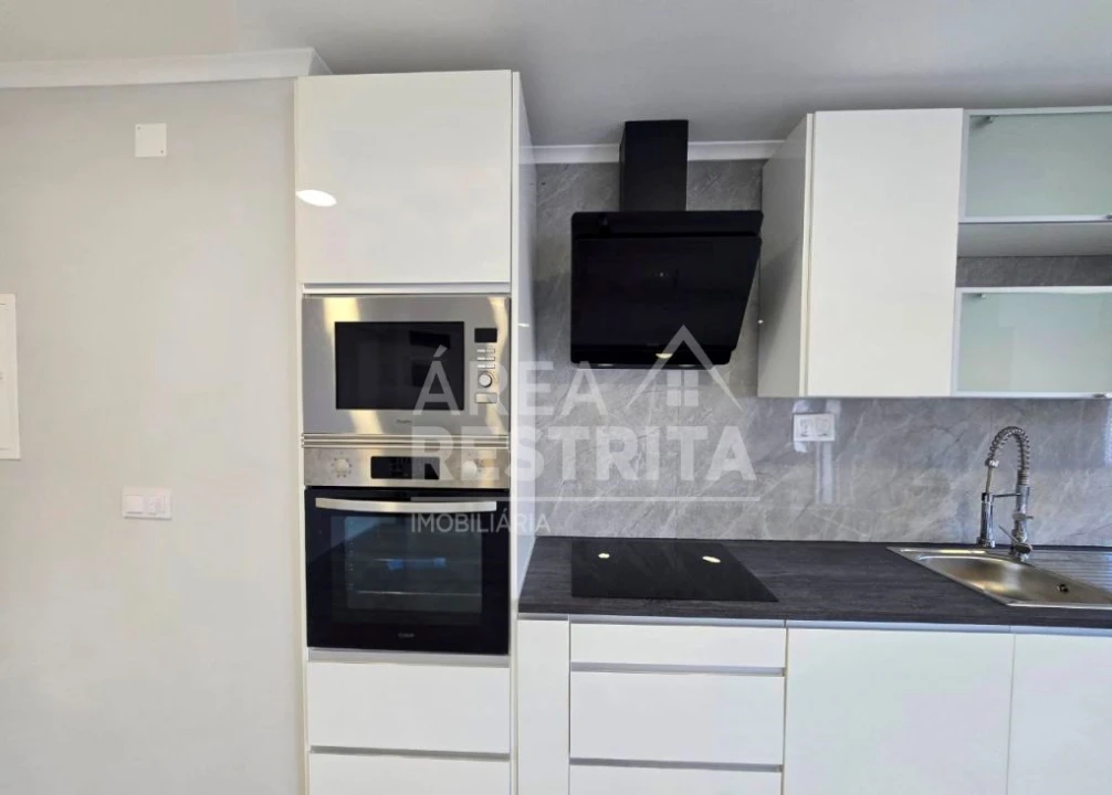 Apartamento T4 para Venda em Amora Foto 6