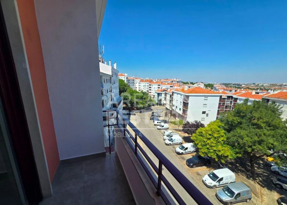 Apartamento T4 para Venda em Amora Foto 29