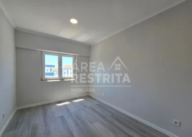 Apartamento T4 para Venda em Amora