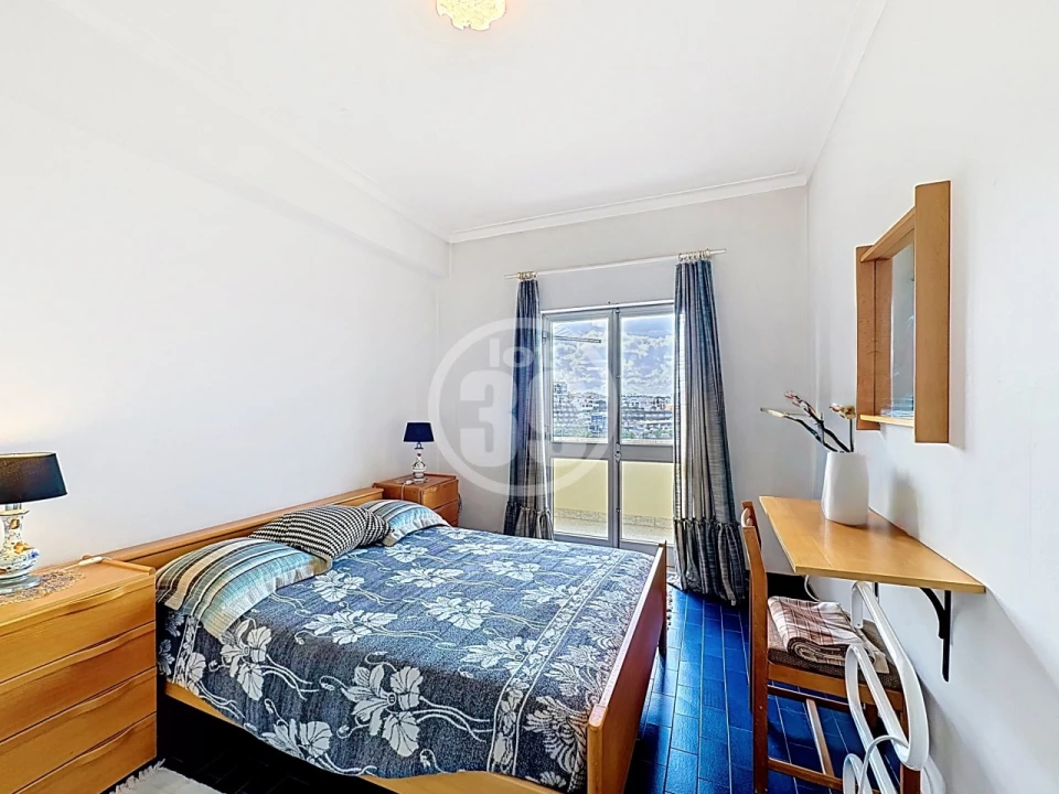 Apartamento T3 para Venda em Portimão Foto 18