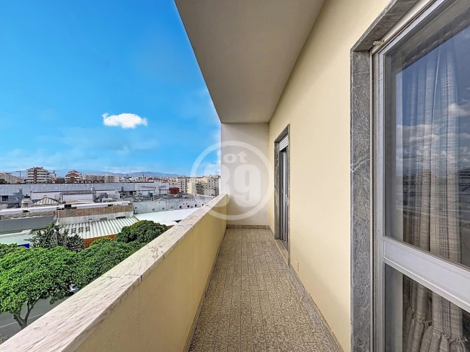 Apartamento T3 para Venda em Portimão Foto 6