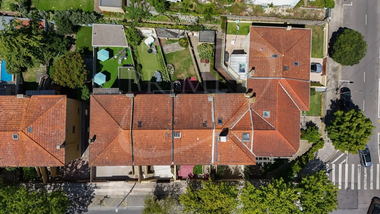 Moradia T4 para Venda em Lordelo do Ouro e Massarelos Foto 35