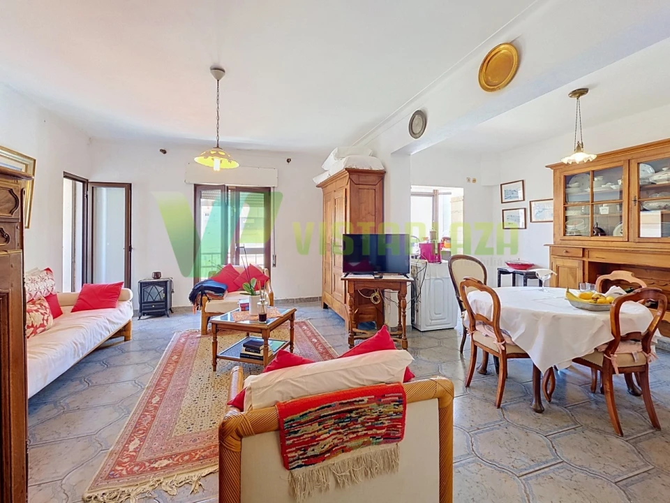 Apartamento T2 para Venda em Portimão Foto 4