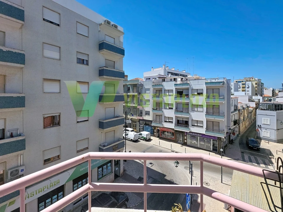 Apartamento T2 para Venda em Portimão Foto 13