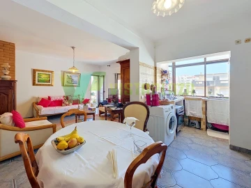 Apartamento T2 para Venda em Portimão