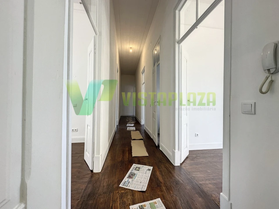 Moradia T4 para Venda em Portimão Foto 5